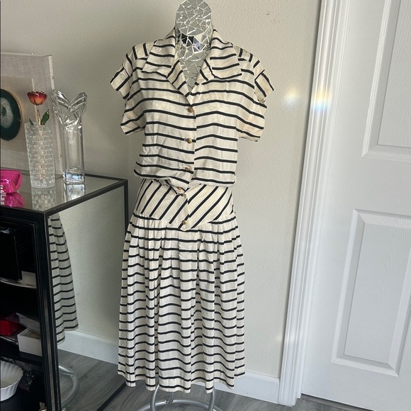 CHANEL Dresses & Skirts - VINTAGE CHANEL SILK Striped Black and White Women's Dress